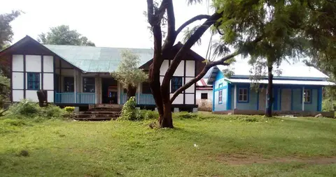 Old Secretariat Building & Youth Office
